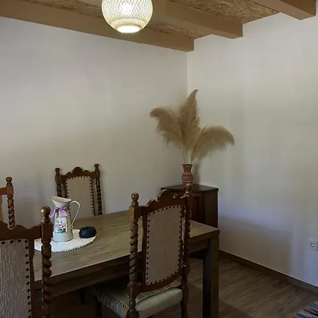 Etnohouse Kanjina Appartement *